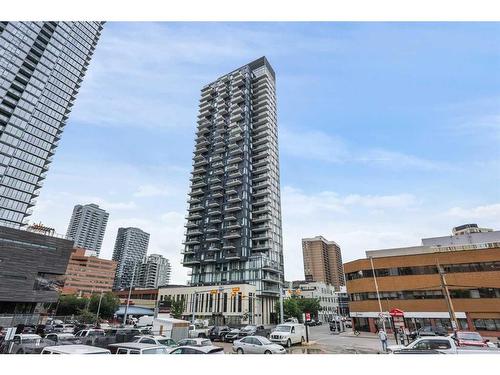 807-1010 6 Street Sw, Calgary, AB - Outdoor With Facade