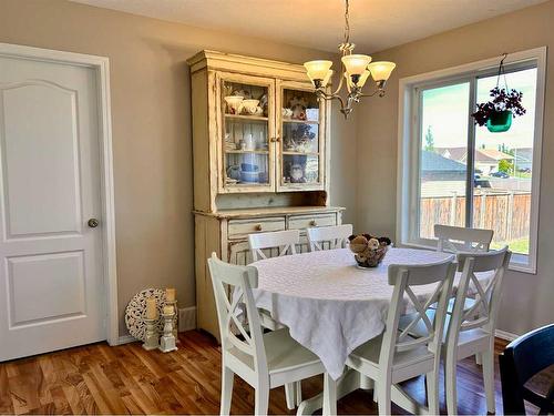 6 Sunrise Crescent Ne, Three Hills, AB - Indoor Photo Showing Dining Room