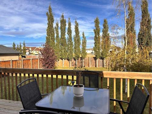 6 Sunrise Crescent Ne, Three Hills, AB - Outdoor With Deck Patio Veranda