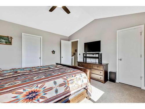 2399 Reunion Street Nw, Airdrie, AB - Indoor Photo Showing Bedroom