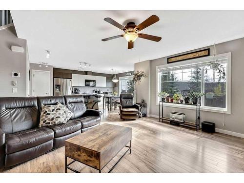 2399 Reunion Street Nw, Airdrie, AB - Indoor Photo Showing Living Room