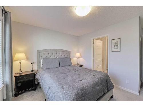 306 Harvest Grove Ne, Calgary, AB - Indoor Photo Showing Bedroom