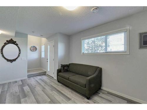 306 Harvest Grove Ne, Calgary, AB - Indoor