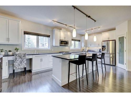 207 Valley Ridge Manor Nw, Calgary, AB - Indoor Photo Showing Kitchen With Stainless Steel Kitchen With Upgraded Kitchen