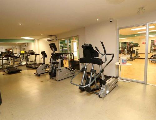 2102-5605 Henwood Street Sw, Calgary, AB - Indoor Photo Showing Gym Room