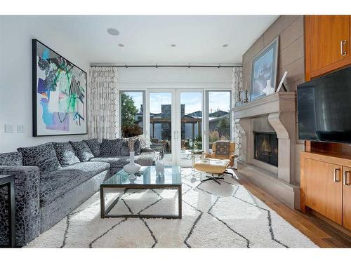 2031 49 Avenue Sw, Calgary, AB - Indoor Photo Showing Living Room With Fireplace