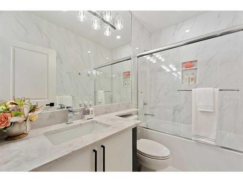 108 Patterson Drive Sw, Calgary, AB - Indoor Photo Showing Bathroom