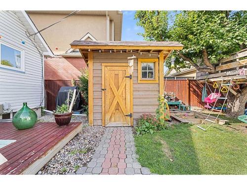 410 12 Avenue Nw, Calgary, AB - Outdoor With Exterior