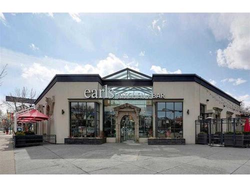 202-308 24 Avenue Sw, Calgary, AB - Outdoor