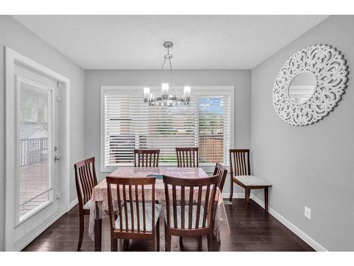 29 Evansridge Place Nw, Calgary, AB - Indoor Photo Showing Dining Room