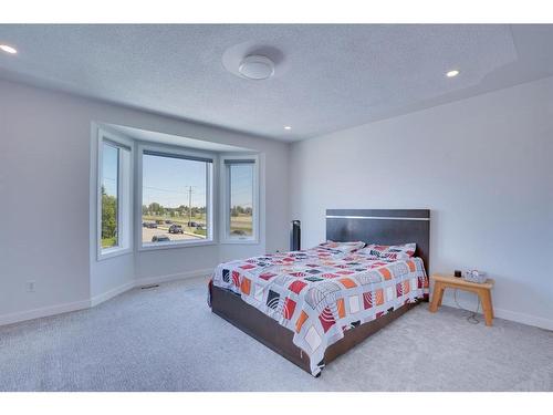 186 Martinglen Way Ne, Calgary, AB - Indoor Photo Showing Bedroom