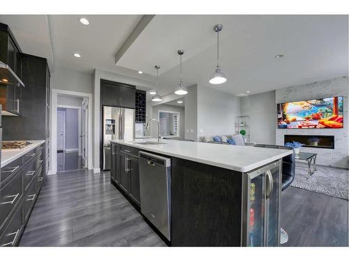 239 Hillcrest Heights Sw, Airdrie, AB - Indoor Photo Showing Kitchen With Upgraded Kitchen