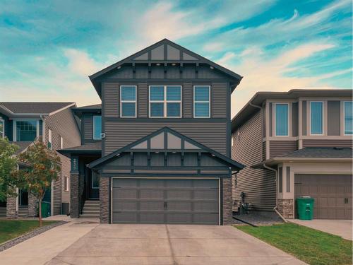 239 Hillcrest Heights Sw, Airdrie, AB - Outdoor With Facade