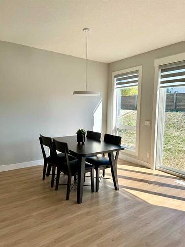 168 Arbour Lake Hill Nw, Calgary, AB - Indoor Photo Showing Dining Room