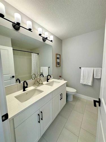 168 Arbour Lake Hill Nw, Calgary, AB - Indoor Photo Showing Bathroom