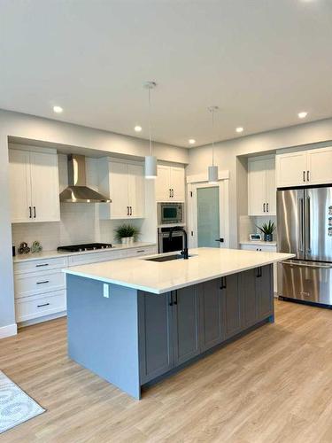 168 Arbour Lake Hill Nw, Calgary, AB - Indoor Photo Showing Kitchen With Upgraded Kitchen