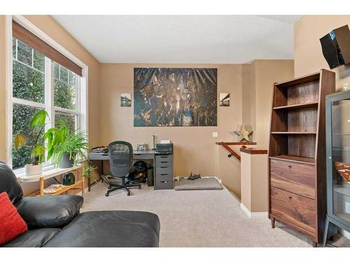 35 Copperfield Common Se, Calgary, AB - Indoor Photo Showing Other Room