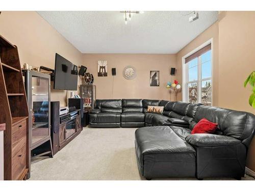 35 Copperfield Common Se, Calgary, AB - Indoor Photo Showing Living Room