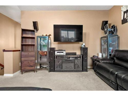 35 Copperfield Common Se, Calgary, AB - Indoor