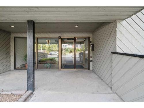 101-1513 26 Avenue Sw, Calgary, AB - Outdoor With Exterior