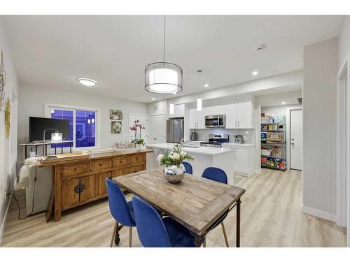 380 Canals Crossing Sw, Airdrie, AB - Indoor Photo Showing Dining Room