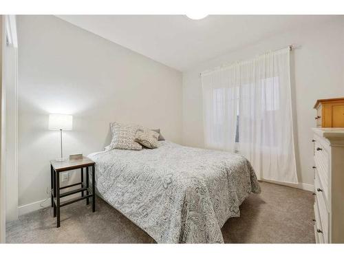 380 Canals Crossing Sw, Airdrie, AB - Indoor Photo Showing Bedroom