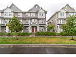 77 Copperstone Road SE Calgary, AB T2Z 5G3