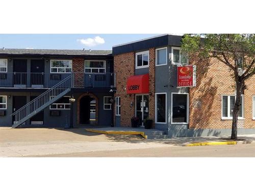 392 Centre Street, Drumheller, AB 