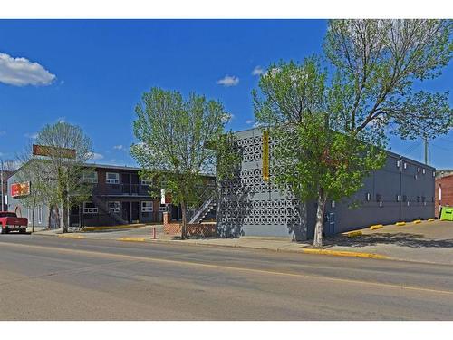 392 Centre Street, Drumheller, AB 