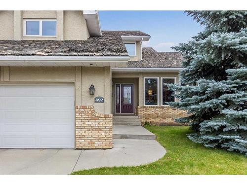 492 Silvergrove Gardens Nw, Calgary, AB - Outdoor With Facade