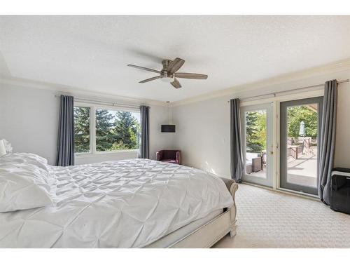 39 Anatapi Lane Sw, Calgary, AB - Indoor Photo Showing Bedroom