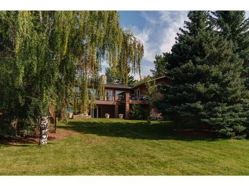 39 Anatapi Lane Sw, Calgary, AB - Outdoor