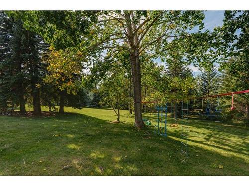 39 Anatapi Lane Sw, Calgary, AB - Outdoor