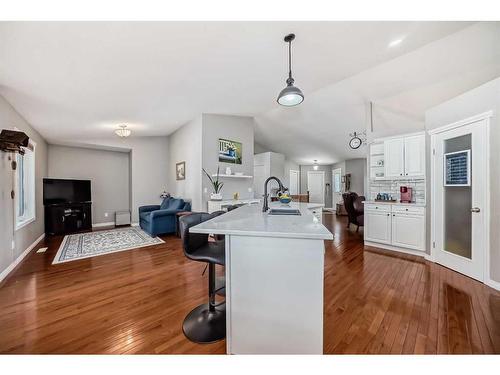 526 Carriage Lane Drive, Carstairs, AB - Indoor Photo Showing Kitchen