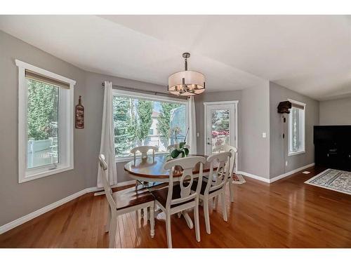 526 Carriage Lane Drive, Carstairs, AB - Indoor Photo Showing Dining Room