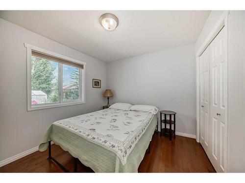 526 Carriage Lane Drive, Carstairs, AB - Indoor Photo Showing Bedroom