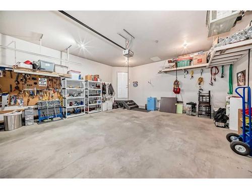 526 Carriage Lane Drive, Carstairs, AB - Indoor Photo Showing Garage