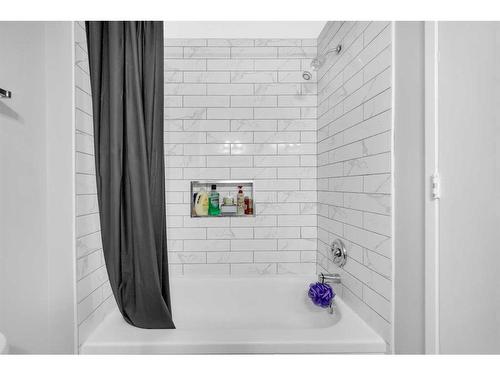 23 Abergale Place Ne, Calgary, AB - Indoor Photo Showing Bathroom