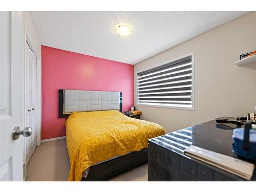 51 Saddlecrest Gardens Ne, Calgary, AB - Indoor Photo Showing Bedroom