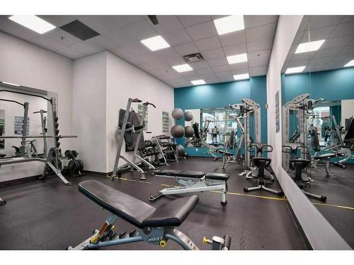 606-836 15 Avenue Sw, Calgary, AB - Indoor Photo Showing Gym Room