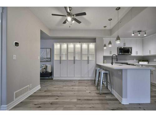 606-836 15 Avenue Sw, Calgary, AB - Indoor Photo Showing Kitchen