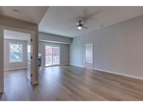 315-2233 34 Avenue Sw, Calgary, AB - Indoor Photo Showing Other Room