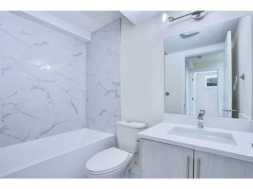 7746 Laguna Way Ne, Calgary, AB - Indoor Photo Showing Bathroom