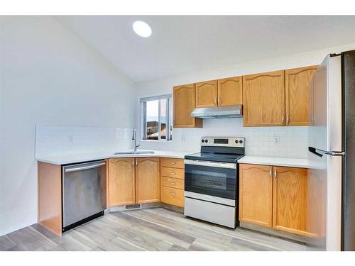 7746 Laguna Way Ne, Calgary, AB - Indoor Photo Showing Kitchen With Stainless Steel Kitchen