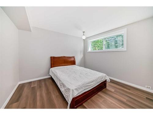 9616 Palisan Place Sw, Calgary, AB - Indoor Photo Showing Bedroom