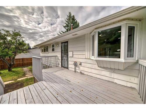 9616 Palisan Place Sw, Calgary, AB - Outdoor With Deck Patio Veranda With Exterior