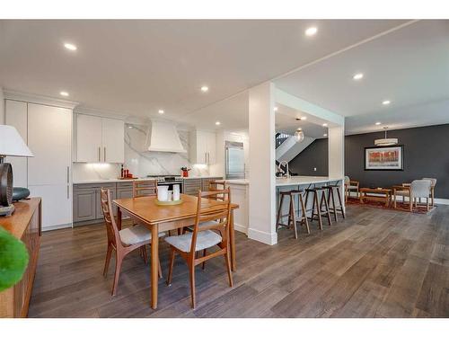 8 Coach Manor Rise Sw, Calgary, AB - Indoor Photo Showing Dining Room