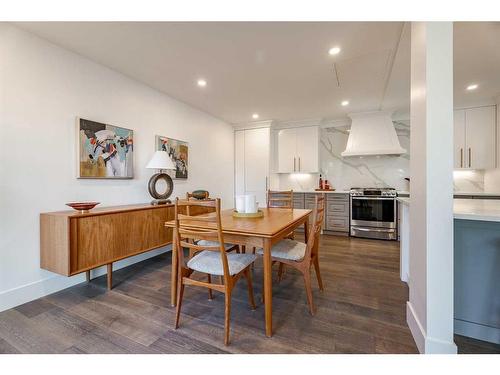 8 Coach Manor Rise Sw, Calgary, AB - Indoor Photo Showing Dining Room