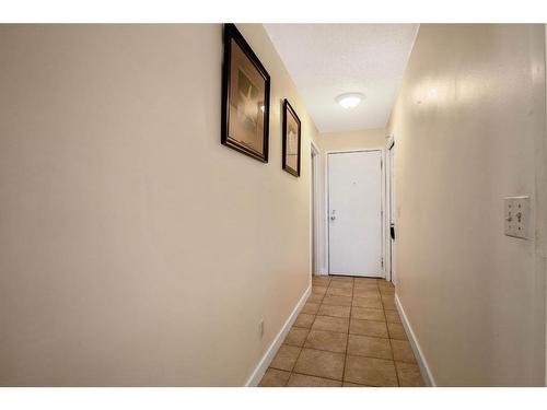 404-1919 17 Avenue Sw, Calgary, AB - Indoor Photo Showing Other Room