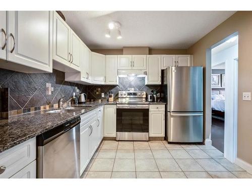 404-1919 17 Avenue Sw, Calgary, AB - Indoor Photo Showing Kitchen With Stainless Steel Kitchen